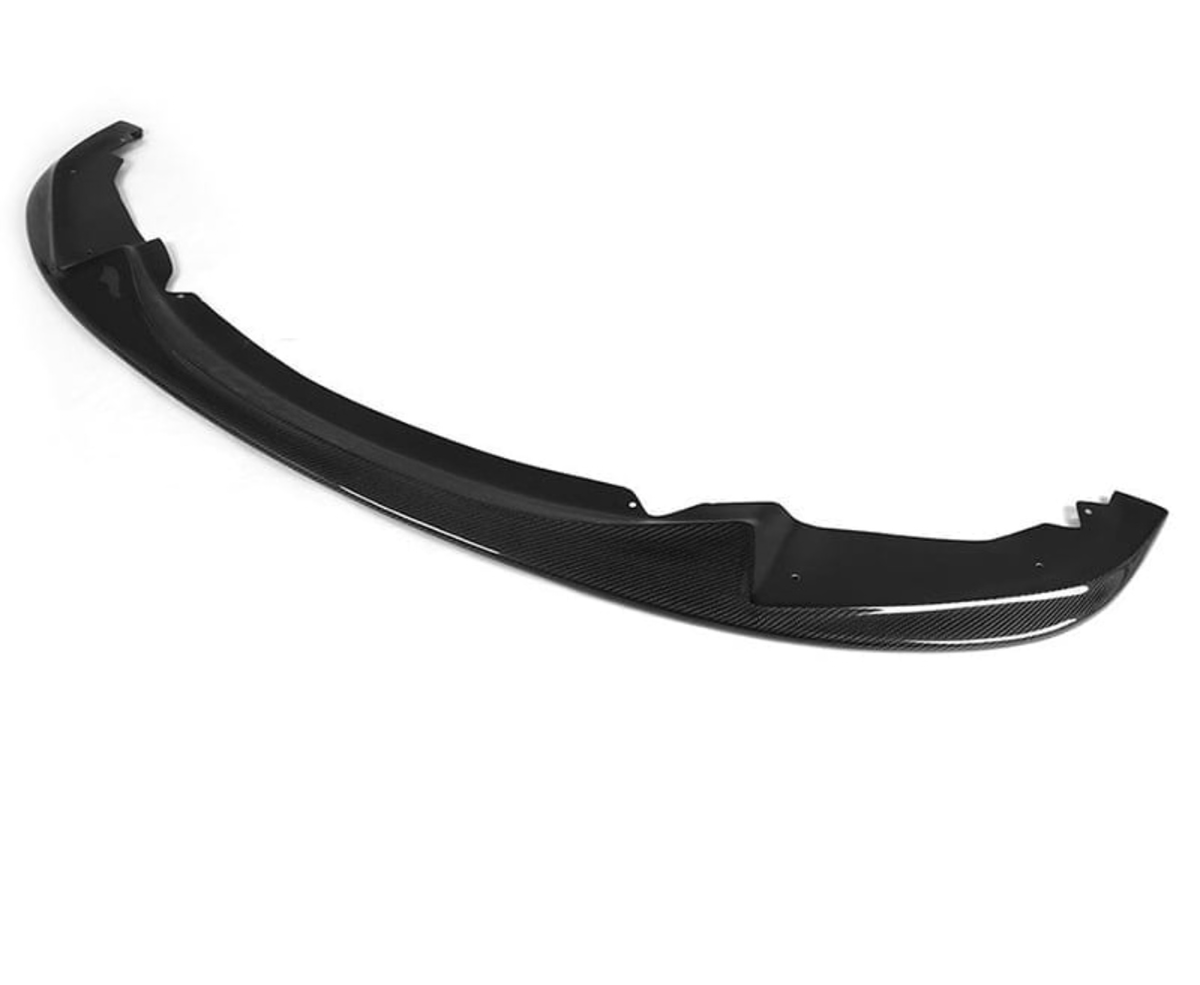 BMW F20 1-serie kolfiber frontläpp snett framifrån