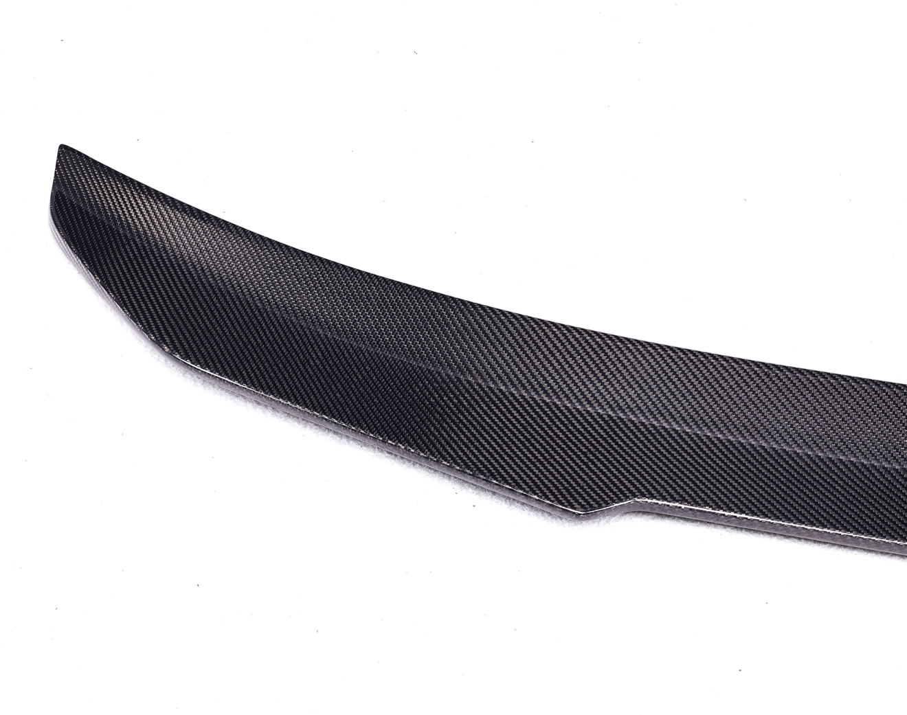 BMW 2-serie G42 PSM kolfiberspoiler detalj